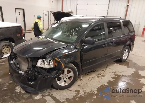 2013 Dodge Grand Caravan Sxt z USA, uszkodzony, nr VIN 2C4RDGCG2DR590954